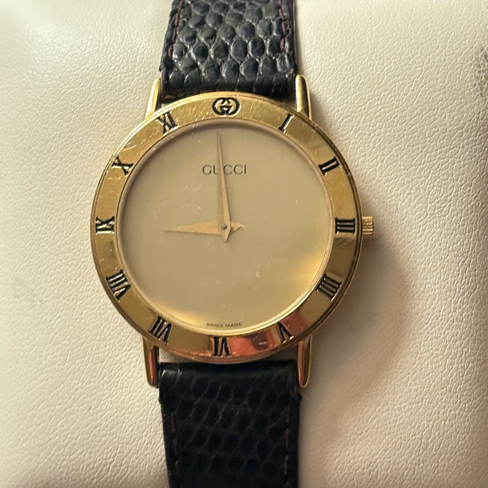 Women’s Gucci watch